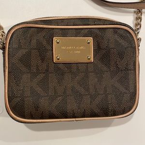 Michael Kors crossbody